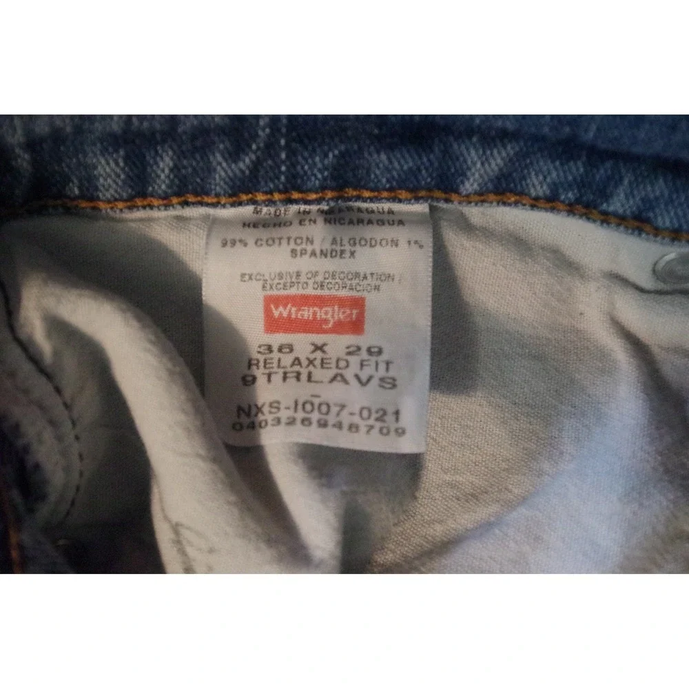 NWT Wrangler Men's 36x29‎ Advanced Comfort Relaxed Fit Jeans Blue Denim 9TRLAVS